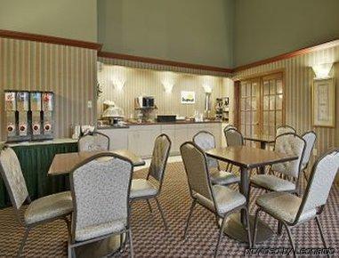 Days Inn By Wyndham Madison Ne/Windsor Restoran foto